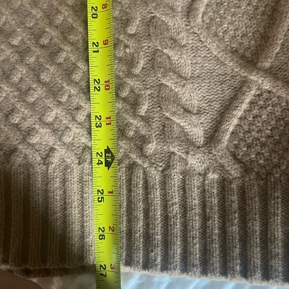 Sunday Best Cable Knit Sweater | Aritzia Merino Wool Blend | Neutral M - Picture 9 of 13